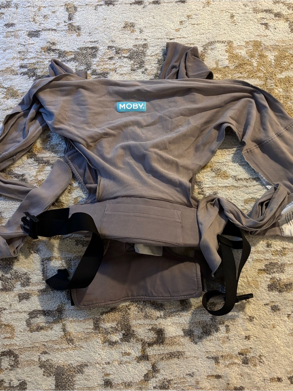 Moby Wrap Carrier Gray